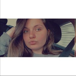 Meet your Posher, Tiarra